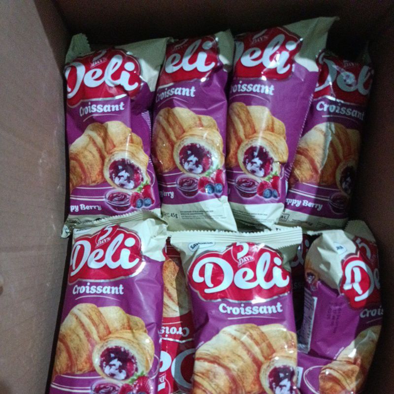 

5 days croissant Deli happy berry 45gr 1 karton isi 20pcs roti murah