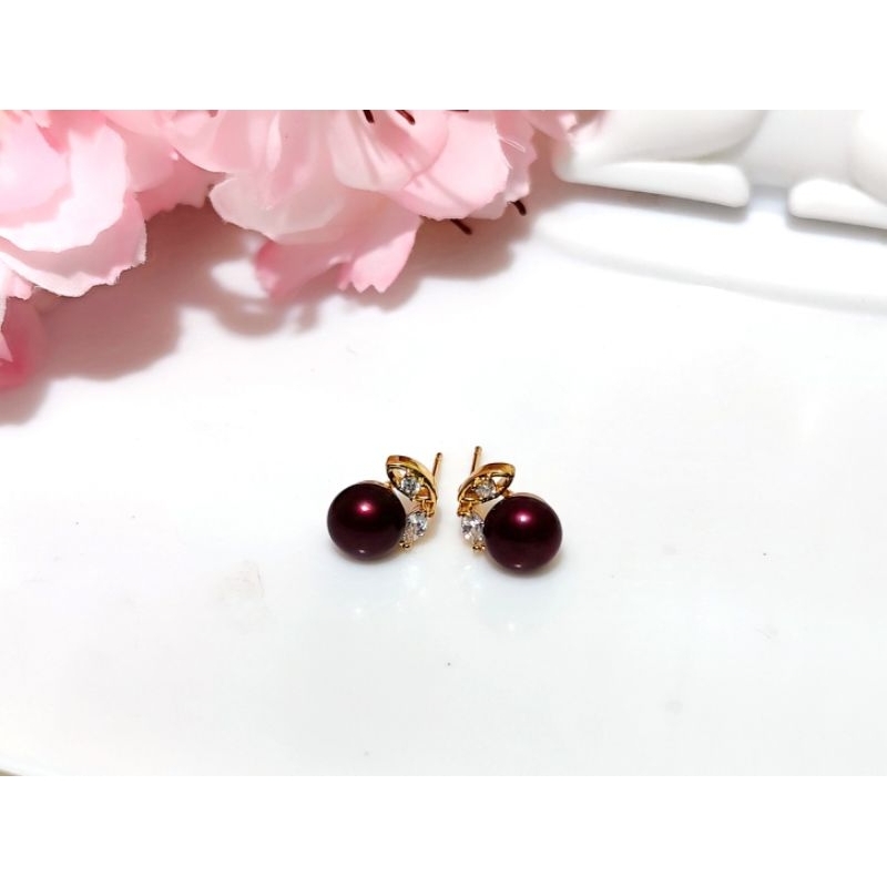 Anting tusuk mutiara air tawar