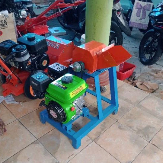 Mesin Cacah Rumput Mesin Choper Rumput Penggerak 7hp