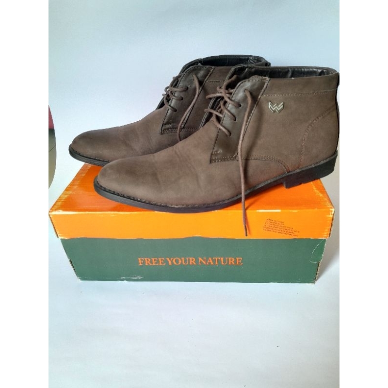 SEPATU BOOT PRIA WATCHOUT