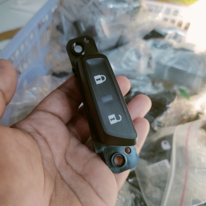 Switch door saklar pintu Chevrolet spin original