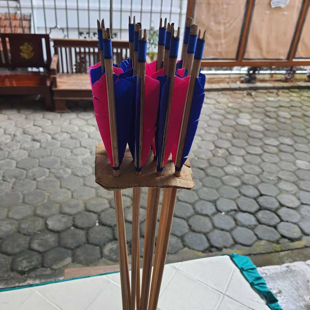 Anak Panah Bambu Petung