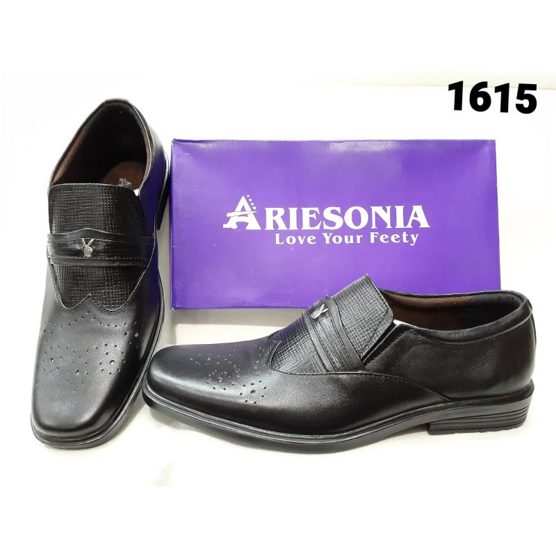 SEPATU PRIA CASUAL HITAM / SEPATU PRIA KERJA KANTOR HITAM / SEPATU PRIA PENTOPAL HITAM / SEPATU PRIA