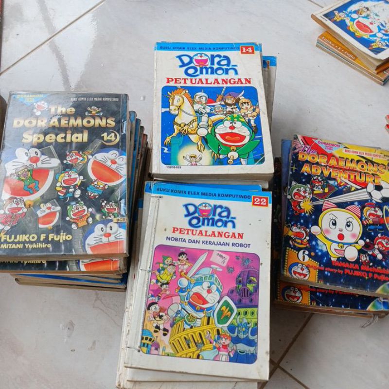 KOMIK DORAEMON PETUALANGAN Cover Warna