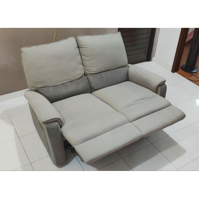 Preloved Sofa Recliner 2 seater / 2 dudukan INFORMA - Harga NEGO²