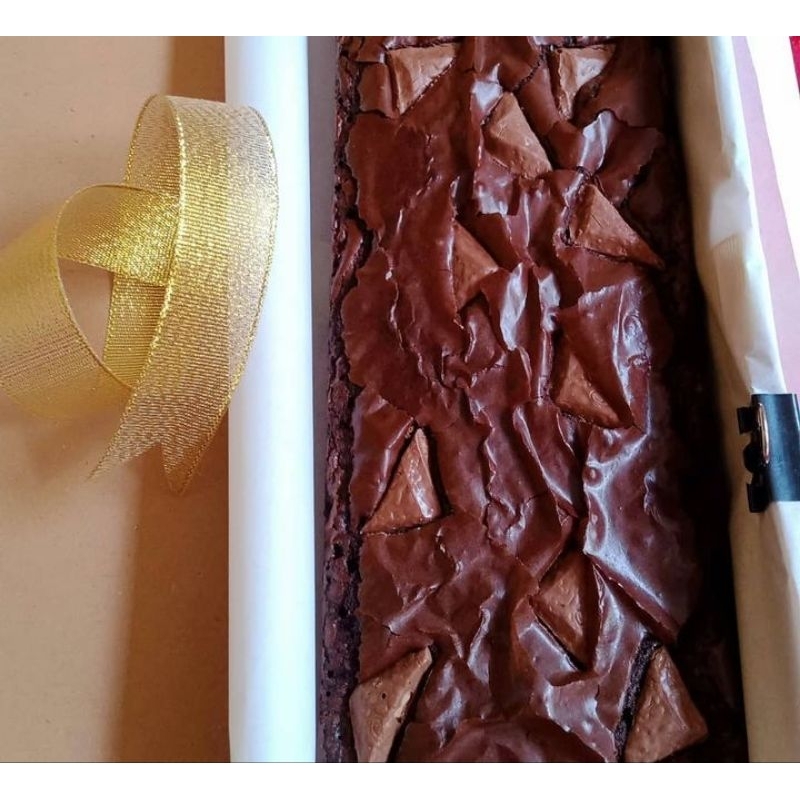 

BrowniesFulltopingCadburyukuran10x15cm