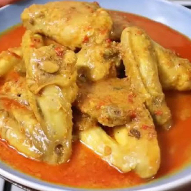 

KIRIM INSTANT/ SAMEDAY Ayam Gulai 4 Potong Khas Gulai Padang