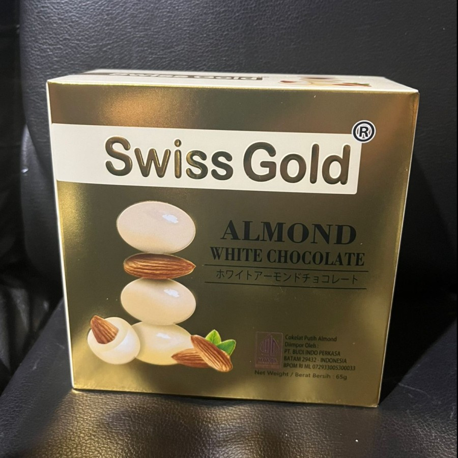 

Swiss Gold Almond White chocolate / Cokelat vanilla isi kacang almond 65g