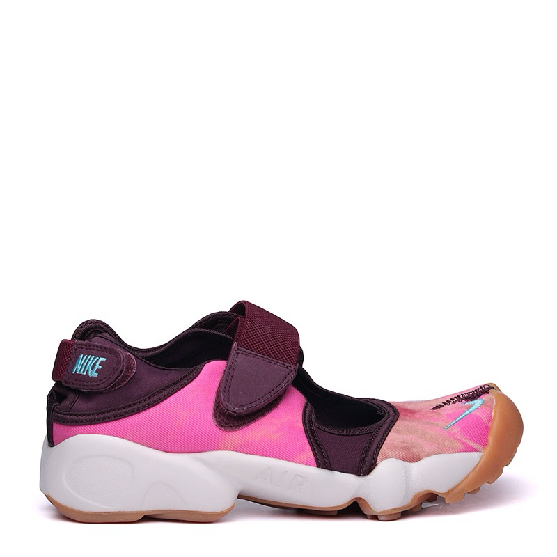 Sepatu Nike WMNS Air Rift PRM QS (848502-600)