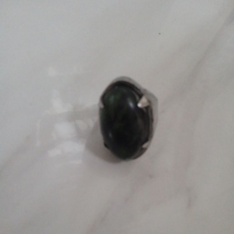 cincin batu badar besi hitam
