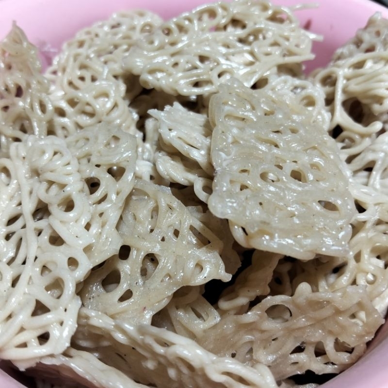 

KRUPUK BAGONG MENTAH ½kg