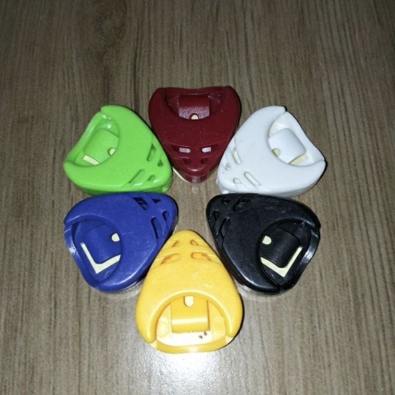 tempat pick guitar akustik elektrik