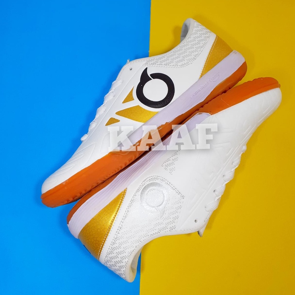 Update Ekonomis Sepatu Futsal Ortuseight Jogosala Marvelous BBS2 White Gold Futsal Ortus Original Br