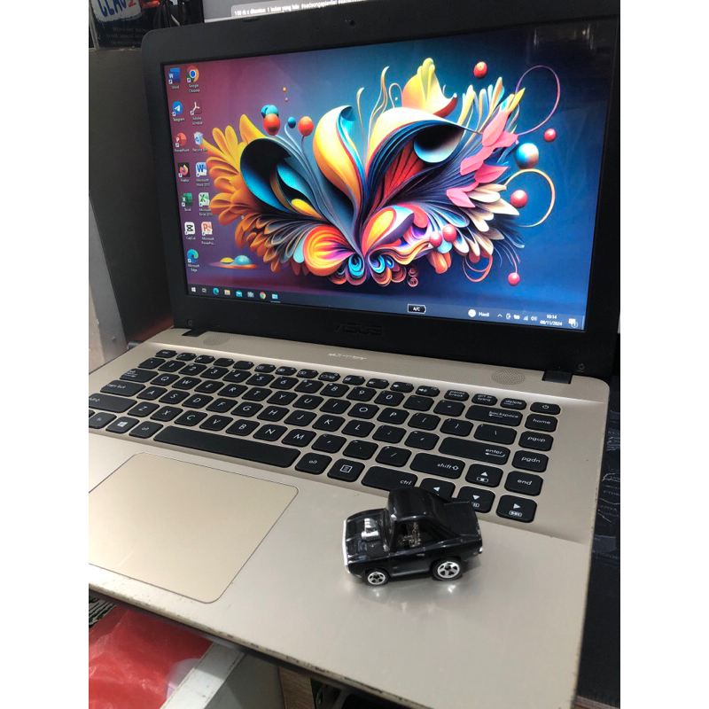 Laptop Asus corre i3 gen 7