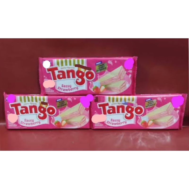 

wafer tango 110 gr murah 3pcs/wafer tango sassy strawberry 110 gr dapat 3