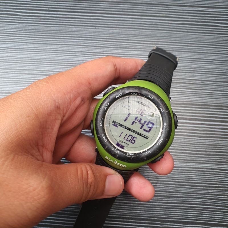 Suunto Vector Black Green Second Preloved Original Made In Finland