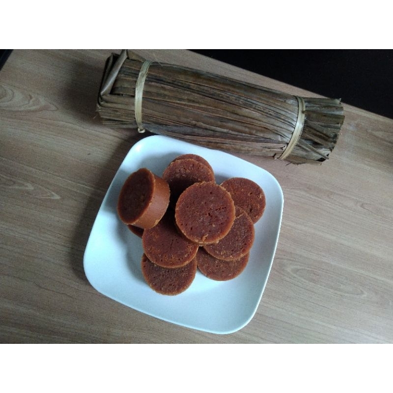 

gula aren Kawung tradisional murni, buatan Pamarican, Ciamis 1,2kg per bonjor