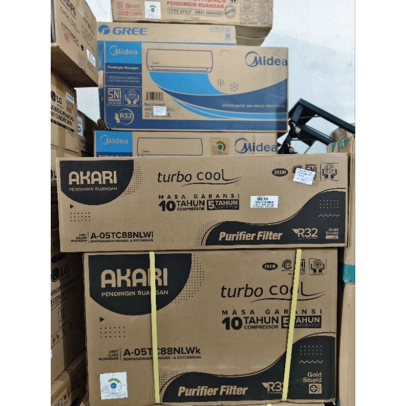 AC akari 1/2PK lowwatt A-05TC88LWI Turbo cool