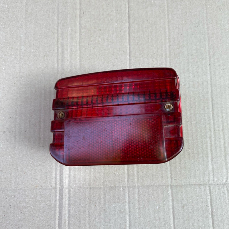 stoplamp lampu belakang gl100 honda win original