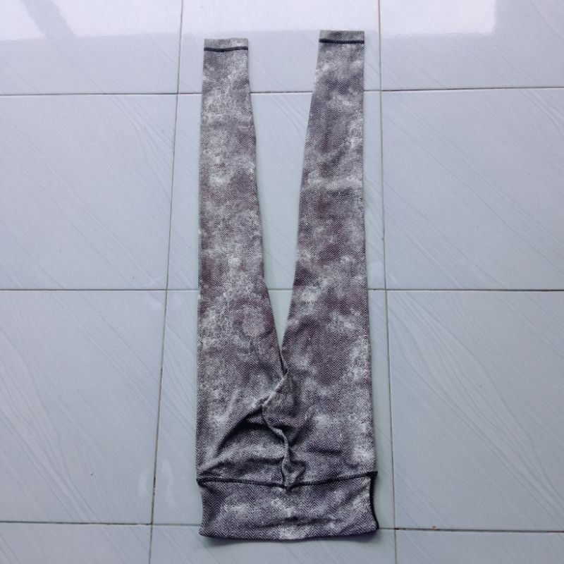 Lululemon align leggings 2nd motif