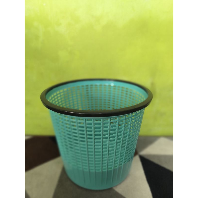 keranjang sampah/keranjang sampah ukuran sedang/keranjang sampah yutaka