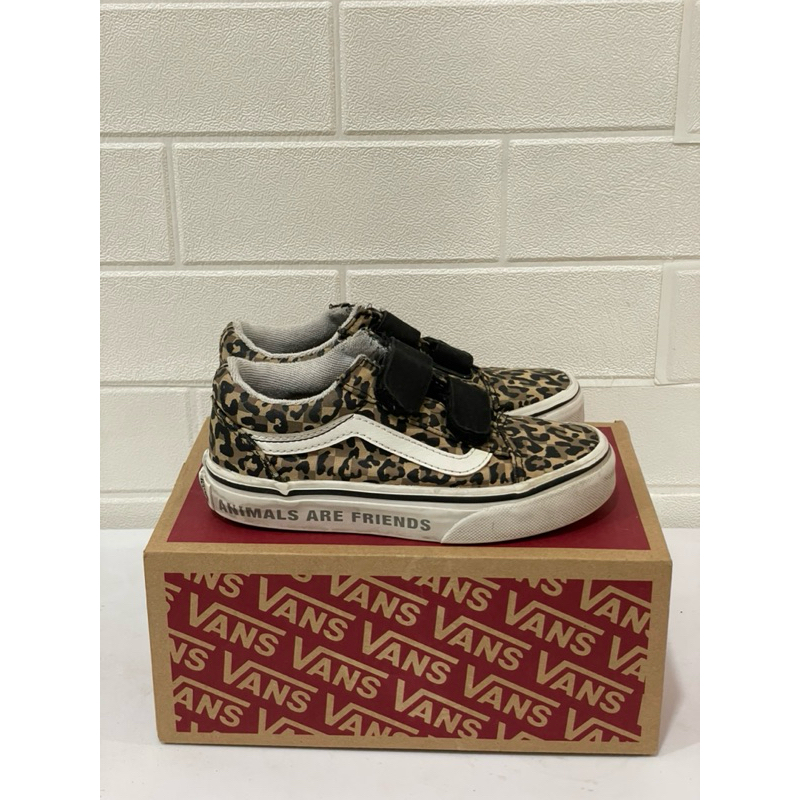 Sepatu anak preloved Vans