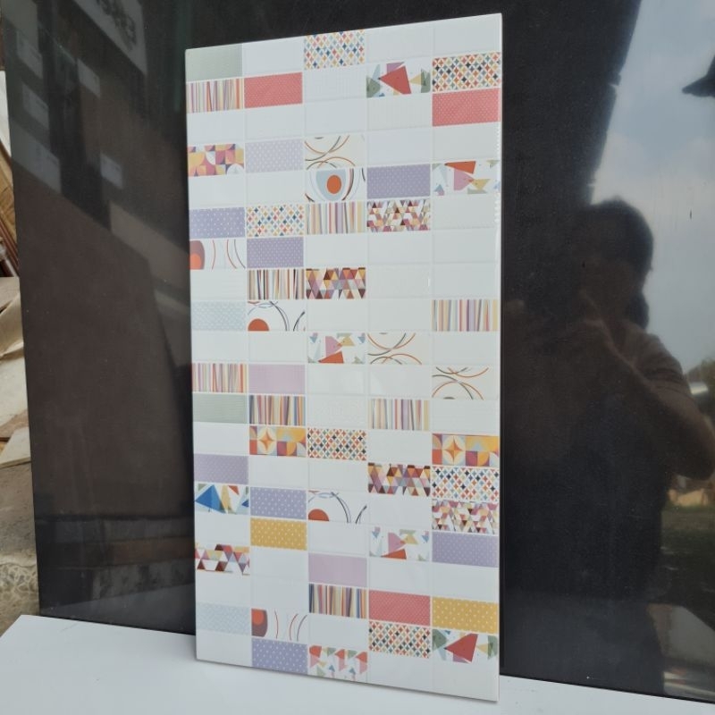 keramik 30x60 dinding/keramik motif/keramik motif unik/keramik kamar mandi/keramik dapur/keramik kil