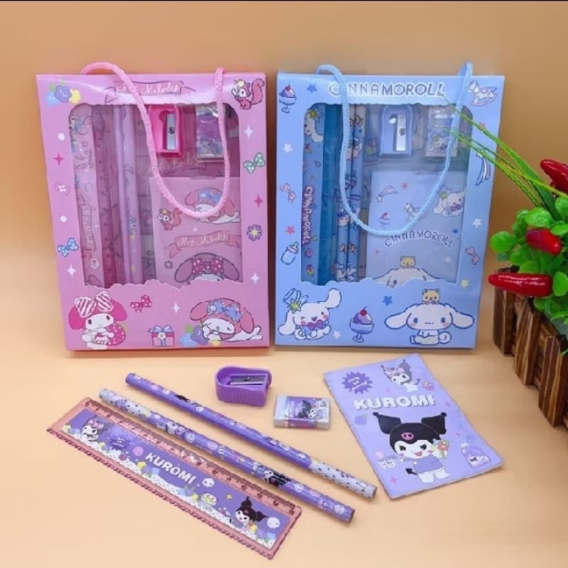 

PENSIL SET SANRIO KUROMI CHINAMOROL MELODY - SET ALAT TULIS 6 IN 1 MOTIF SANRIO