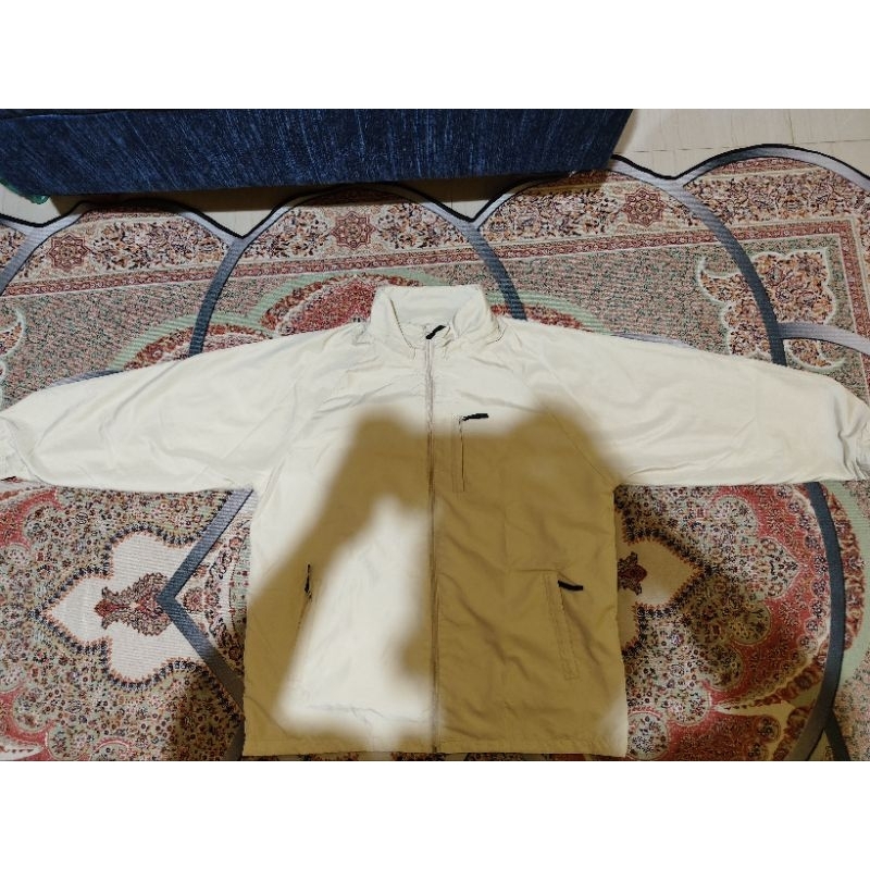 Jaket Broken White, Windbreaker Pocketable