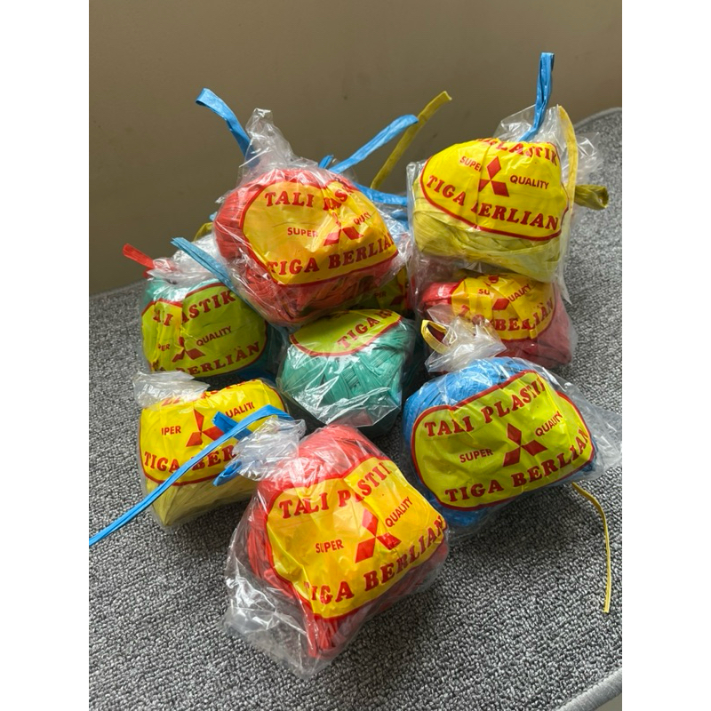 Tali Rafia Plastik Kecil Tiga Berlian 40gr