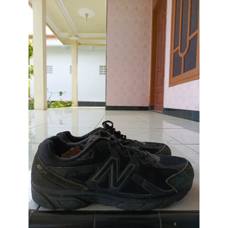 NB 480 v5 BLACK SIZE 43 28CM