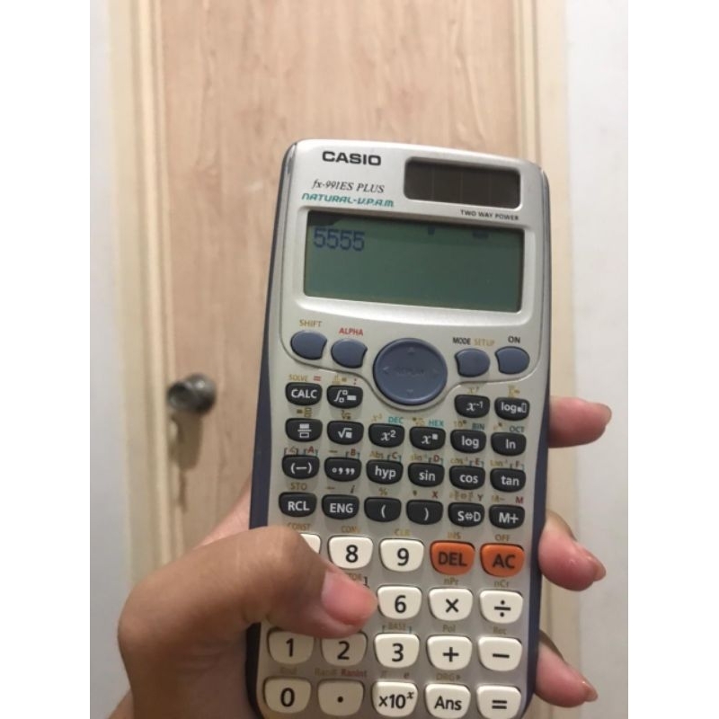 

Kalkulator sicientific preloved casio fx-991ES Plus