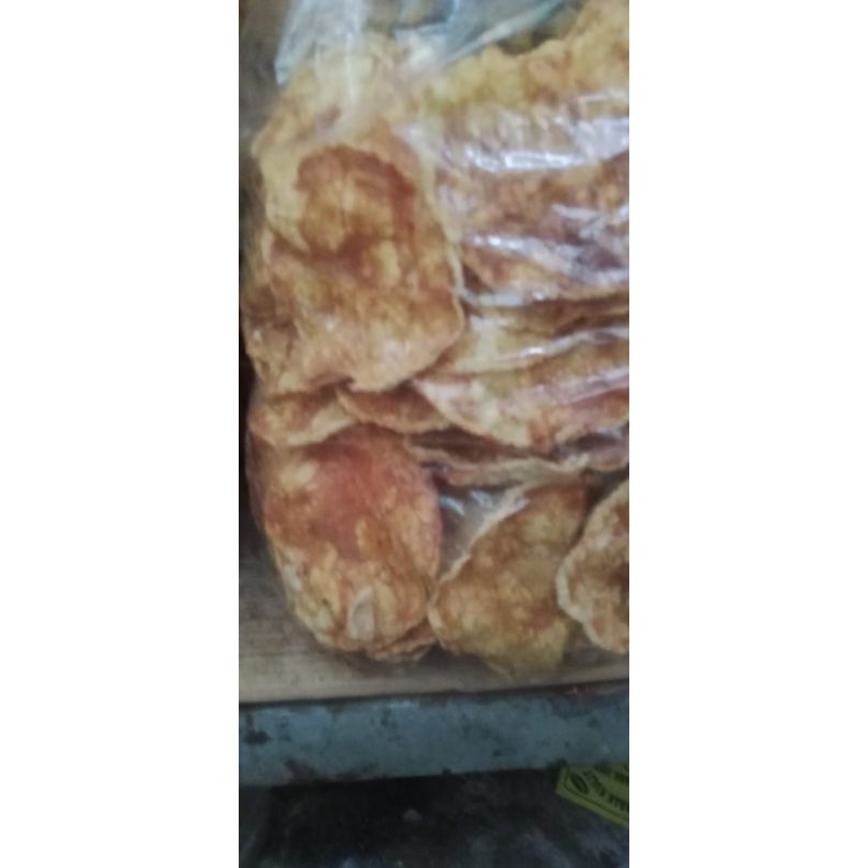 

Krupuk Blinjo Udang Besar Pedas Manis 100 250 500 gram Kerupuk Melinjo Khas Kenjeran