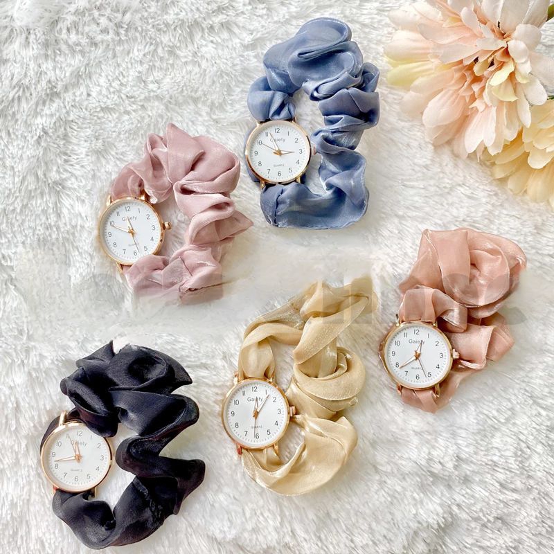 Jam tangan wanita kecil analog Quartz new fashion retro scrunchie watch