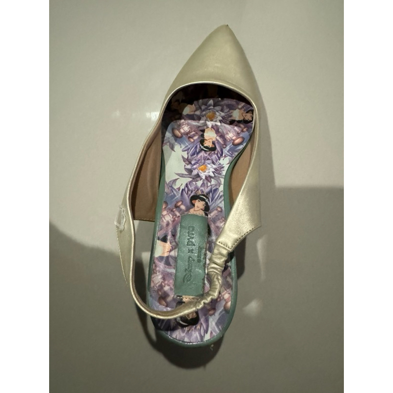 pvra jasmine gold disney