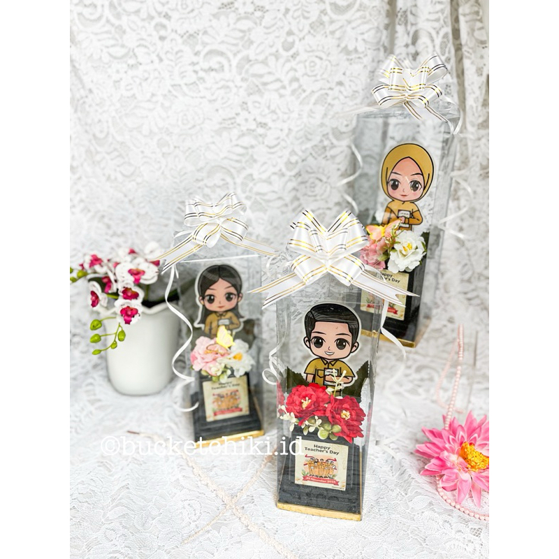 (Ready Stock) PIALA Akrilik HARI GURU Piala akrilik hari guru/hari guru/bucket hari guru/ hadiah har