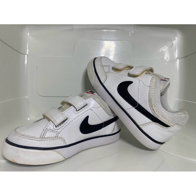 Sepatu Anak Nike White (PL/SecondBrand)