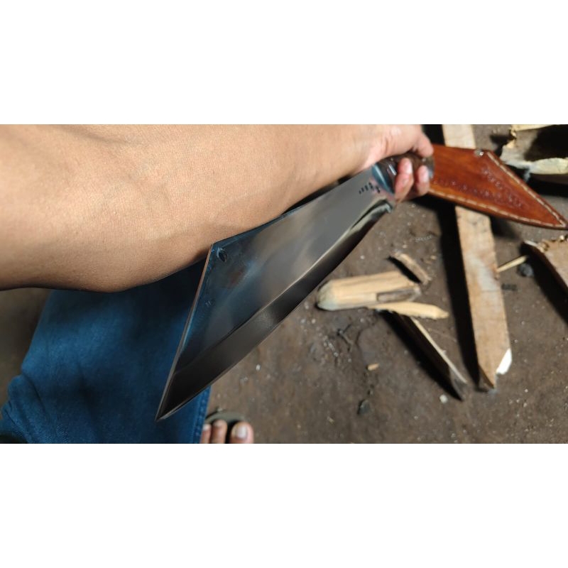 Pisau panjang pemotong kayu dan bambu( patimura)
