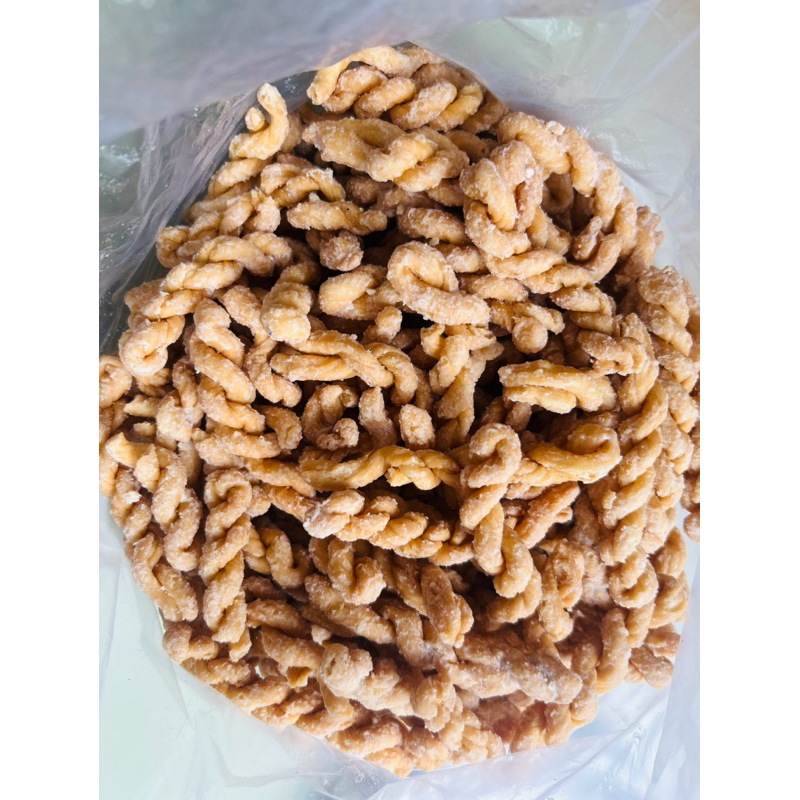 

Untir Untir 250 gram /kue tambang/cemilan