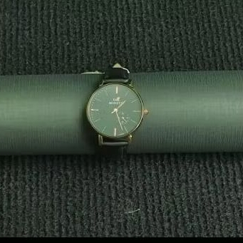 Jam Tangan Mirete Kulit Klasik Kecil Unisex