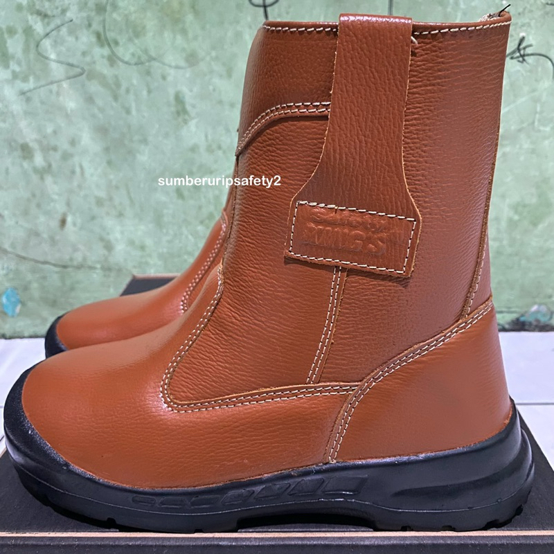 Sepatu Safety King’s KWD 805 CX by Honeywell - Produksi 2024