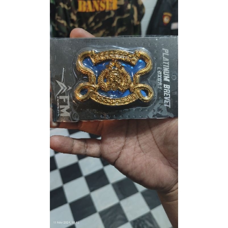 Emblem Baret Polri Cor Provost