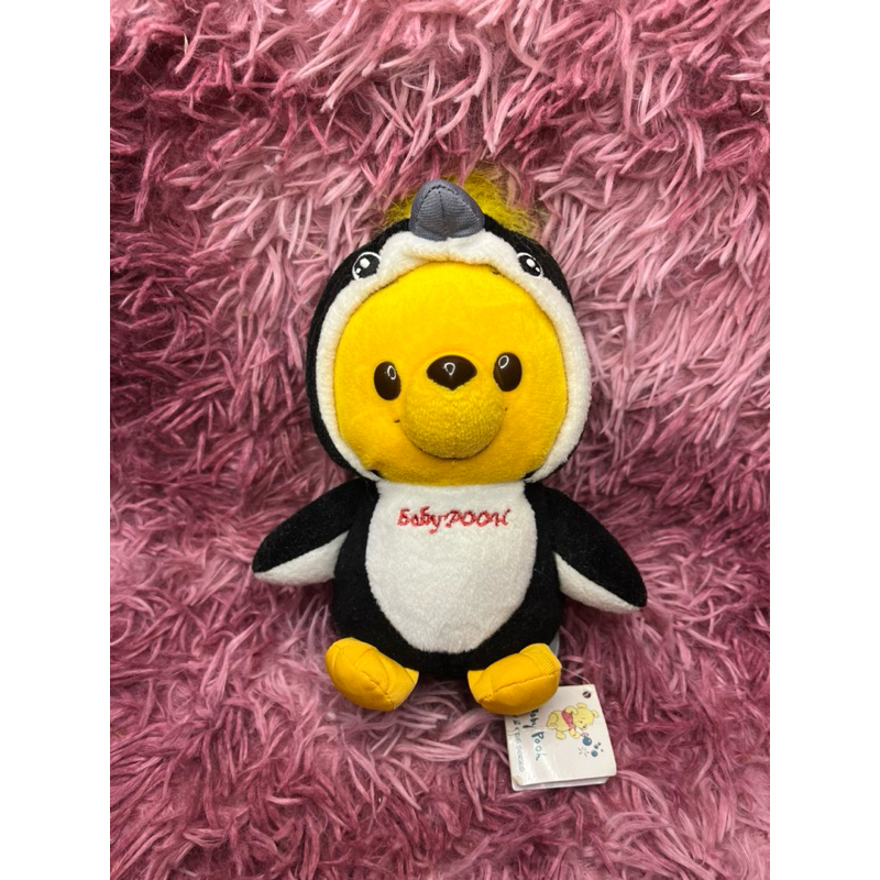 Boneka Pooh Kostum Pinguin