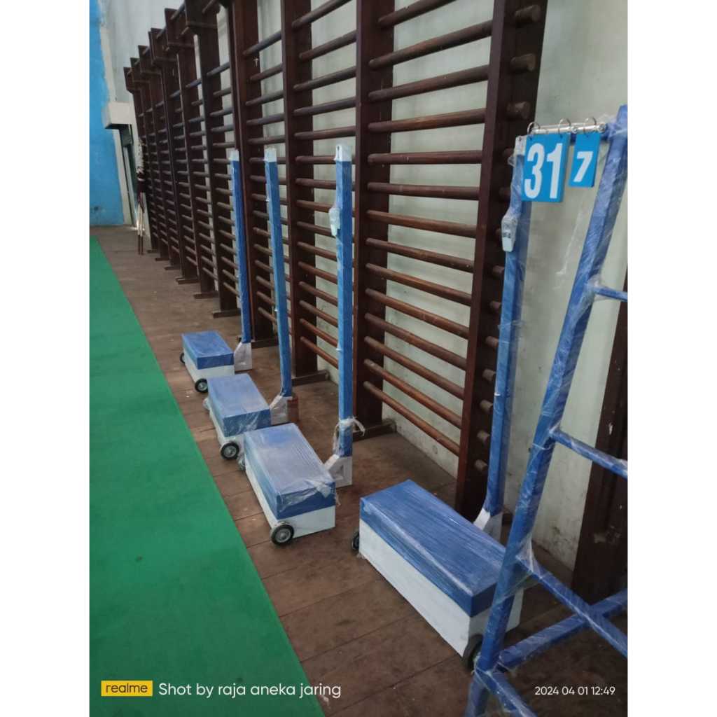 TIANG NET BADMINTON PORTABLE
