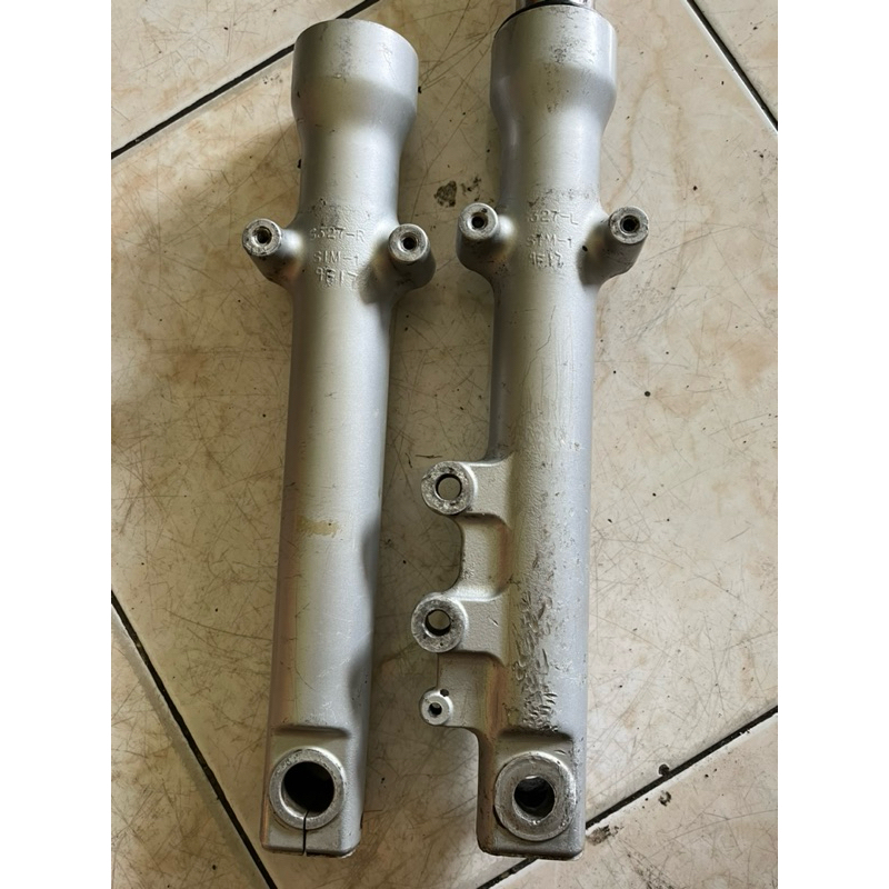 bottom shock depan thunder 250