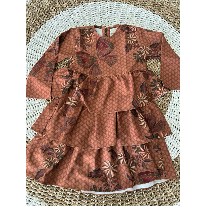 PL dress anak kupu kupu series wearing klamby