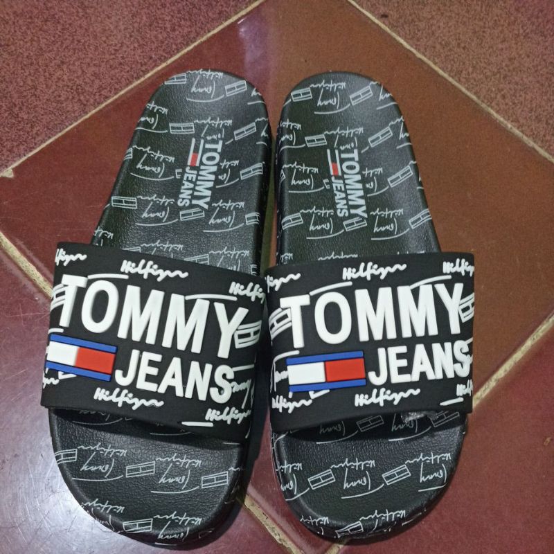 Sandal Slipon Karet Empuk