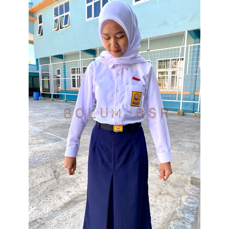 Setelan seragam SMP MTS / baju sekolah smp perempuan /baju putih smp