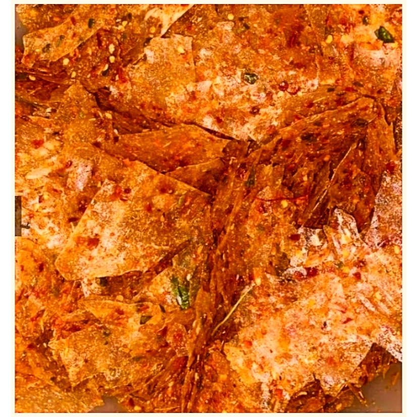 

KERIPIK KACA PEDAS DAUN JERUK ISI 250 GRAM