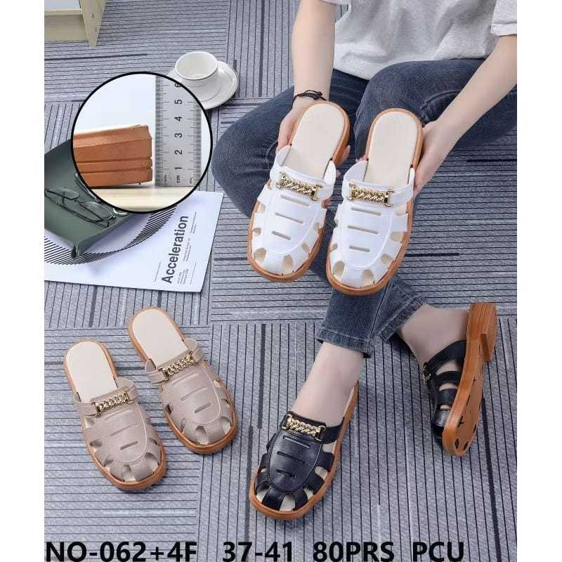 Sepatu Sandal Wanita Variasi Rantai Karet Jelly import 062 A1